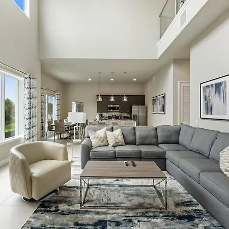 Massive 4 000 Sqft Luxury Duplex Apartamento